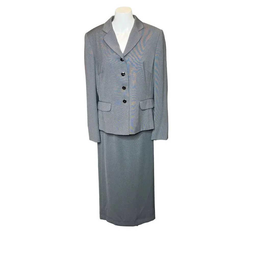 Travis Ayer’s vintage black and white textured skirt suit size 14